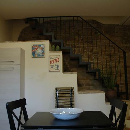 Hotel Via Barocci 34 Urbino Zewnętrze zdjęcie