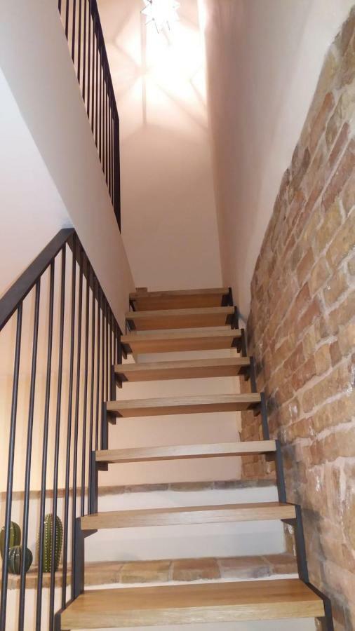 Hotel Via Barocci 34 Urbino Zewnętrze zdjęcie