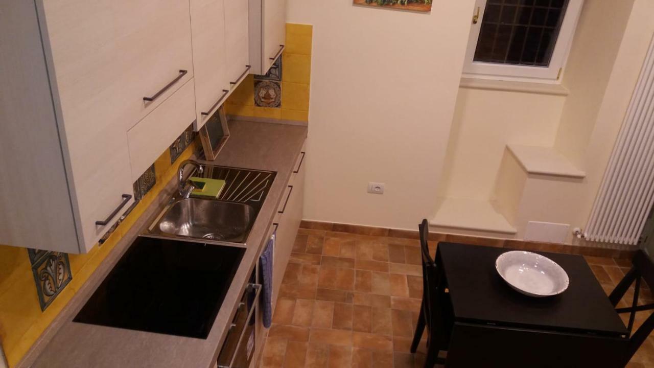 Hotel Via Barocci 34 Urbino Zewnętrze zdjęcie